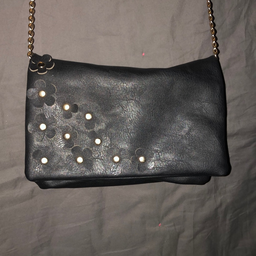 Black and gold purse